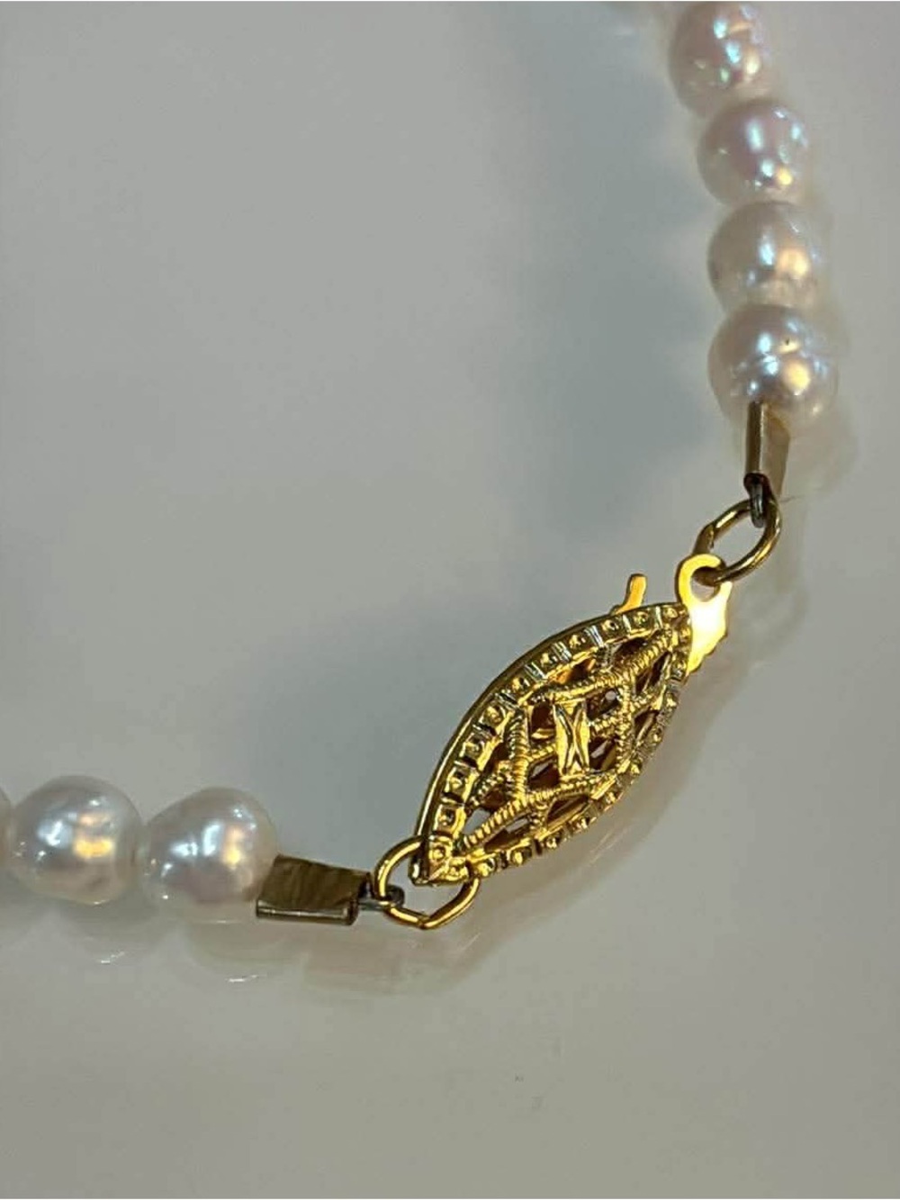 Freshwater Pearl Bracelet with Blue Accent Beads - Picture 3 of 5